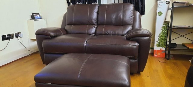 Image 2 of Plush Austin range Electric recliner Leather sofa set