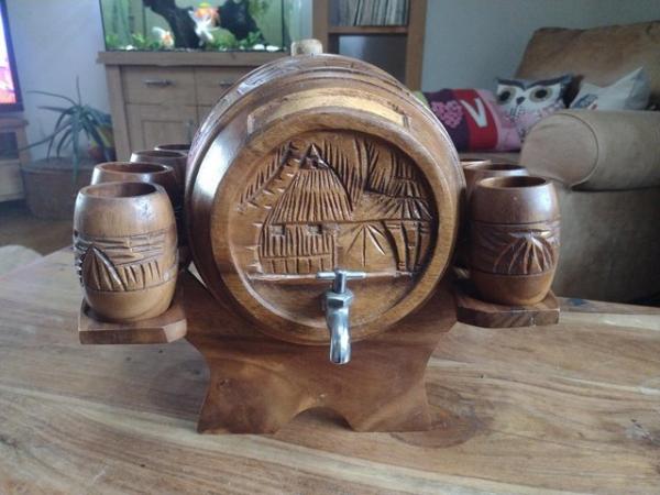 Image 3 of Beautifully Ornate Wooden Vintage Whisky/Brandy Barrel