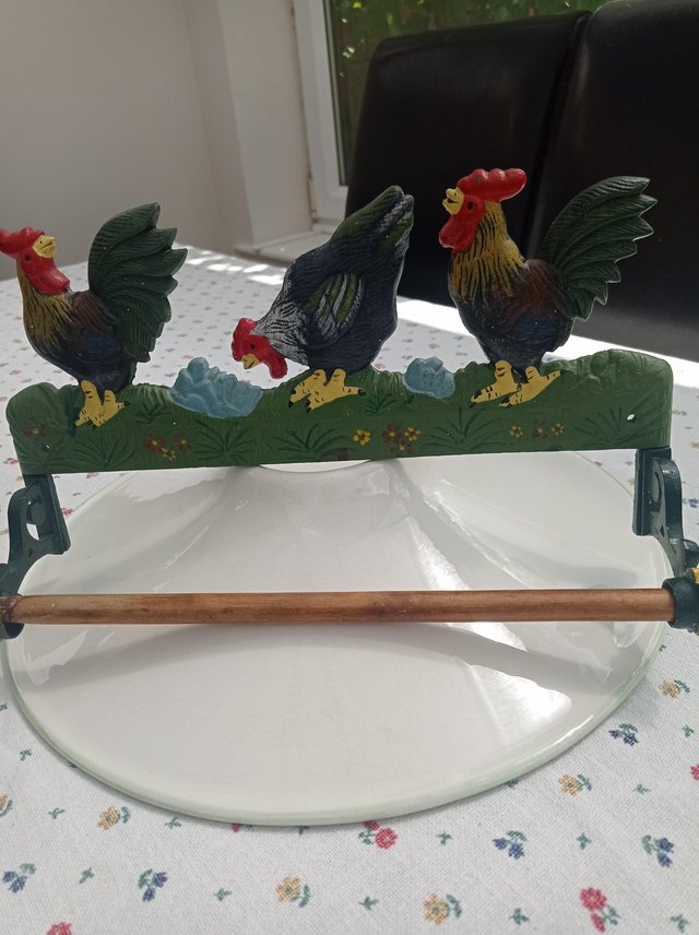 Preview of the first image of Cast iron rooster pattern kitchen paper holder..
