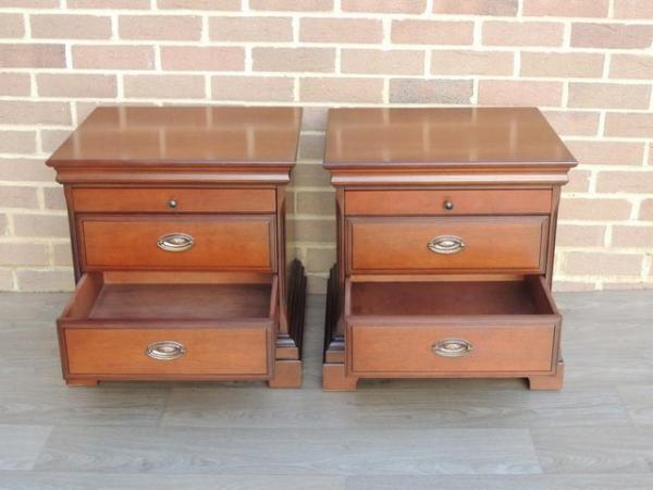 Image 6 of Pair of Stag Bedside Tables (UK Delivery)