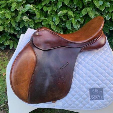 Image 1 of Bates Caprilli 17.5 inch gp saddle