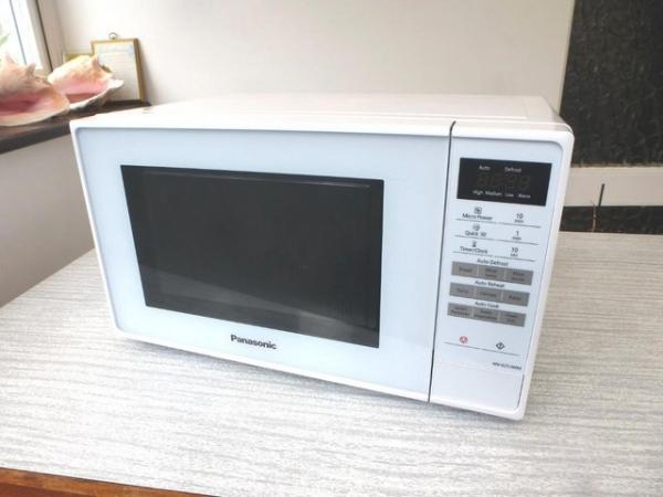 Image 2 of Panasonic Microwave Oven