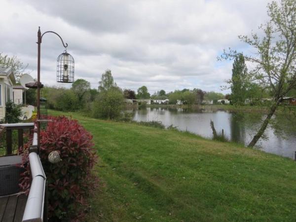 Image 28 of LAKESIDE HOLIDAY HOME ON QUIET RURAL SITE SW FRANCE