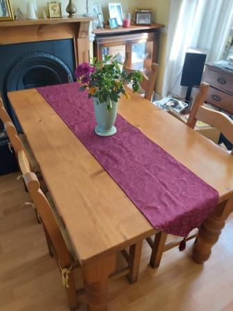Image 1 of Good doido wood dinning table 6 chairs