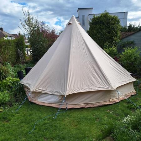 Image 2 of 5m diameter canvas bell tent, used twice, excellent conditio