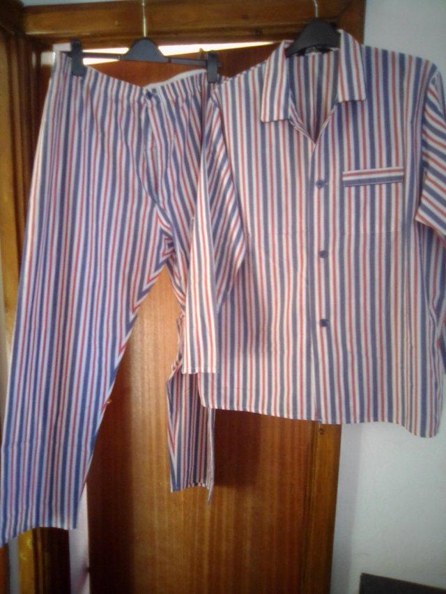 Preview of the first image of MEN'S ST. MICHAEL STRIPED PJ'S XL.