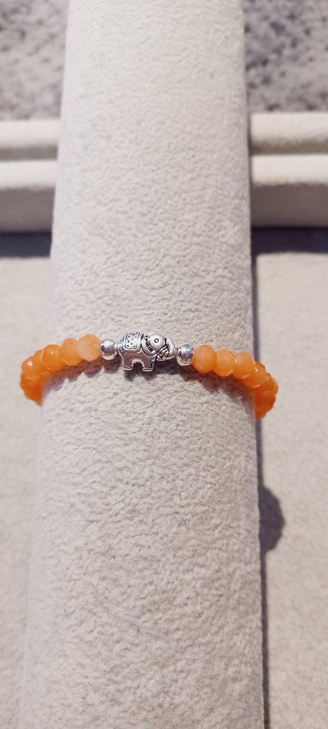 Preview of the first image of Elephant spacer bracelet.