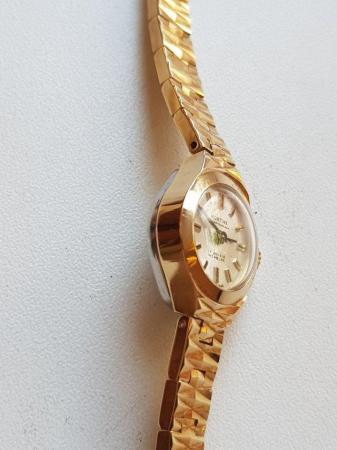 Image 2 of Ladies vintage hand wind montine 17 jewel watch slim wrist