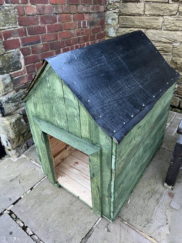 Preview of the first image of Wooden dog kennel made from recycled wood.