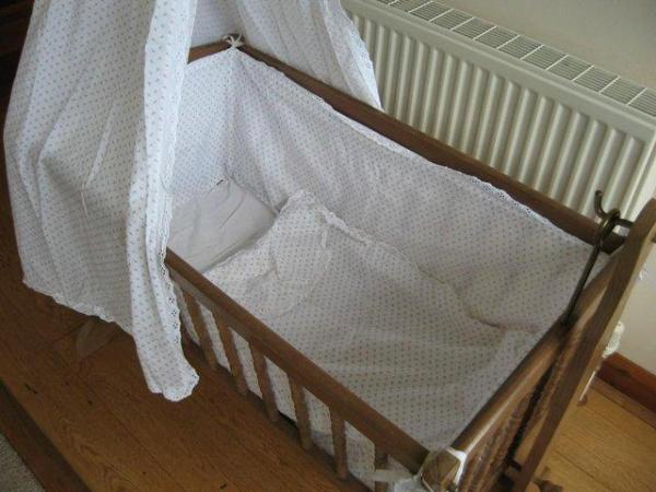 Image 3 of John Lewis baby crib in good condition