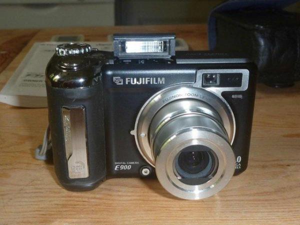 Image 3 of Fujifilm Finepix E900 Digital Camera for Sale