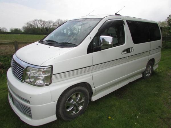 Image 3 of Nissan Elgrand 2001 7 seater people carrier