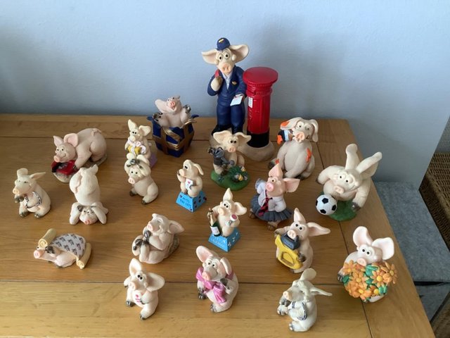 Preview of the first image of Set of 20 Collectable Piggin Pigs.