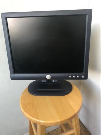 Image 3 of Dell 15” Monitor Black With Stand Good Condition