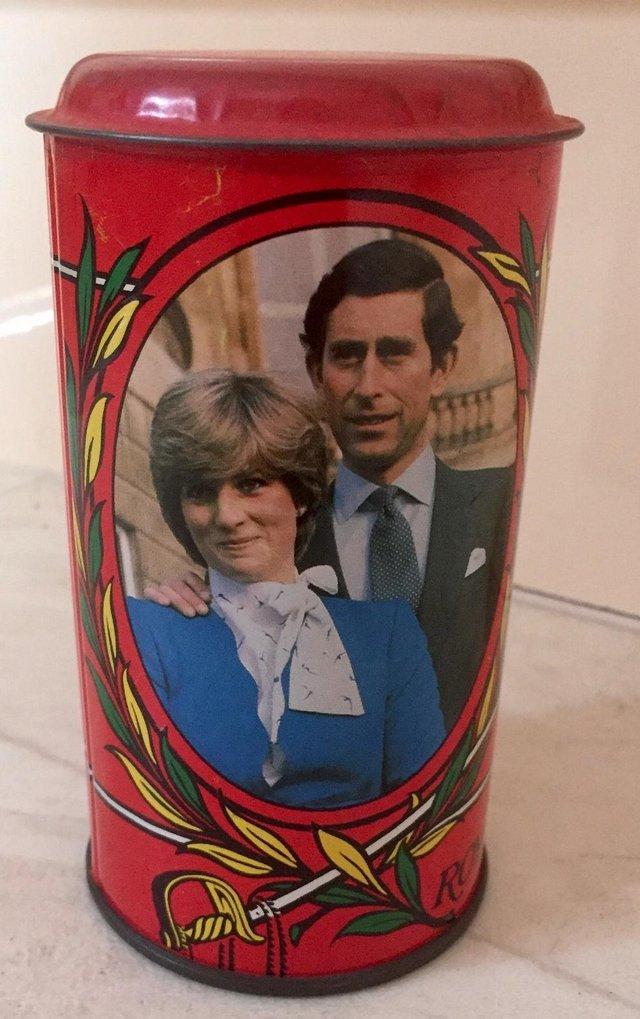 Preview of the first image of Charles and Diana money box.