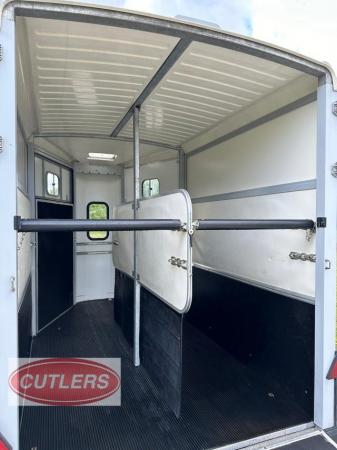 Image 9 of Ifor Williams HB511 Horse Trailer MK2 Silver 2016 PX Welcome
