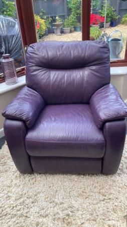 Image 2 of 2 seater bed settee & electric reclining chair