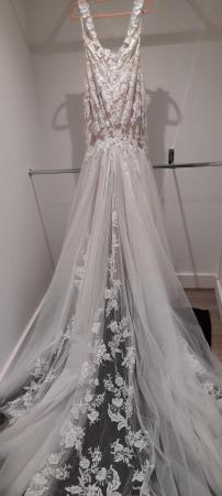 Image 3 of Enzoani Narine ivory Wedding Dress by Blue Enzoani