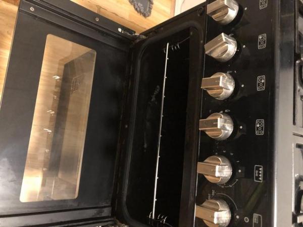 Image 2 of Belling Range cooker with 7 rings- In good condition