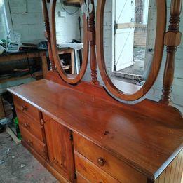 Image 1 of Large pine dressing table