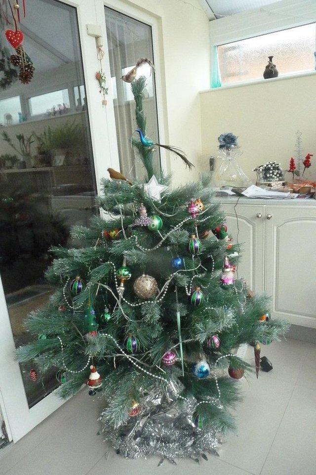 Preview of the first image of Attractive 5ft artificial Christmas tree.