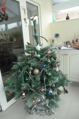 Image 1 of Attractive 5ft artificial Christmas tree