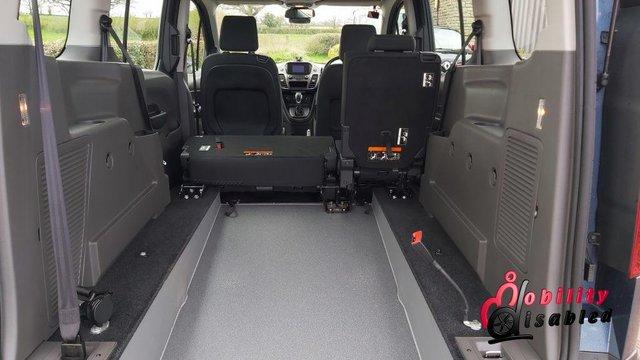 Image 31 of 2020 Ford Grand Tourneo Connect Automatic Wheelchair Access