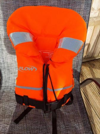 Image 2 of Life jacket to fit baby/small child