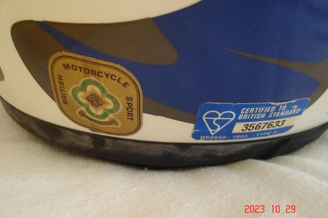 Image 2 of AVG MOTORCYCLE HELMET USED BUT IN GOOD CONDITION