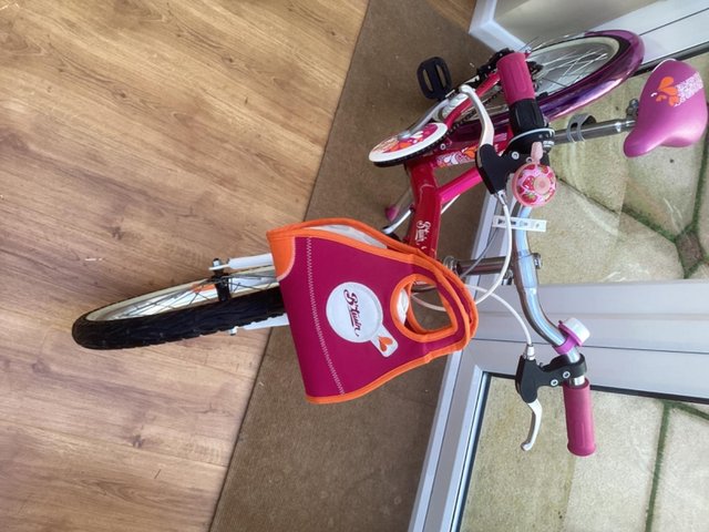 Girls cycle probably 8/10yr old - £35 ono