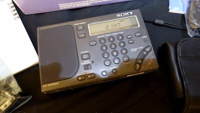Image 16 of Sony ICF-SW1000T Radio/Cassette