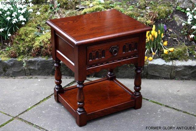 Image 101 of AN OLD CHARM TUDOR BROWN CARVED OAK BEDSIDE PHONE LAMP TABLE