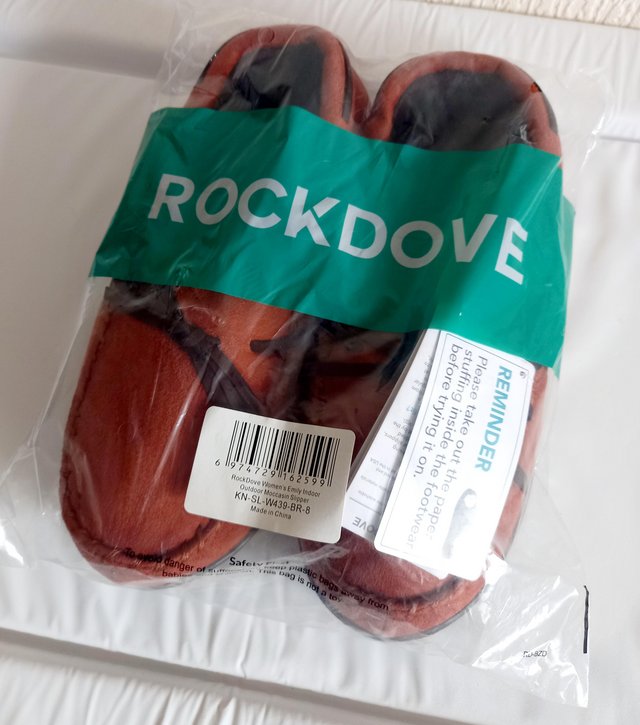 Preview of the first image of ROCKDOVE SLIPPERS FOR LADIES GRAB IT!.