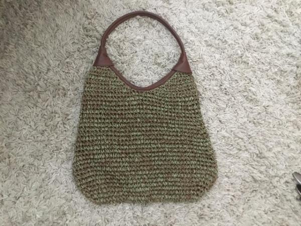 Image 1 of LARGE SUMMER/ BEACH BAG WITH ARTIFICIAL FLOWER