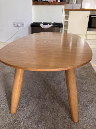 Image 1 of Lovely solid wood coffee table