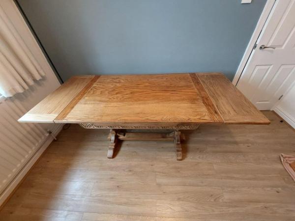 Image 3 of Vintage oak dining table