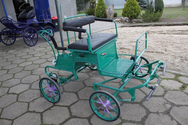 Image 2 of Rene Schoop 4 wheel miniature carriage