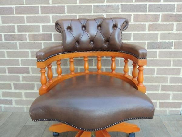 Image 7 of Chesterfield Captains Chair (UK Delivery)