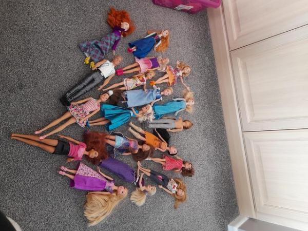 Image 2 of Barbie House, dolls, smome clotes and accesories
