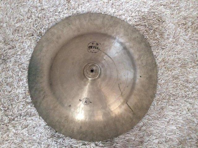 Preview of the first image of Wuhan 23" China cymbal in very good condition with no cracks.