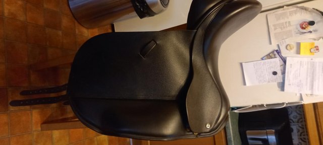 Image 3 of fantastic almost new ideal dresage saddle . 17 inch black.