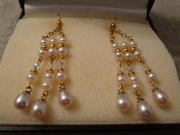 Image 2 of STUNNING FRESHWATER PEARLS AND 9CARAT GOLD EARRINGS