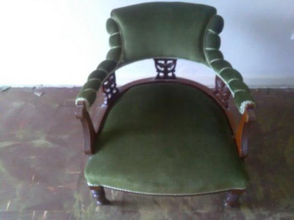 Image 3 of Vintage chair reupholstered in green