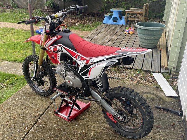 Preview of the first image of M2R 140 pitbike(with mods).
