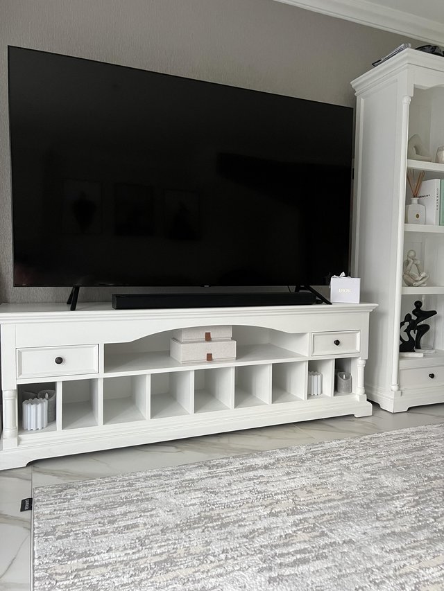 Preview of the first image of White Wood TV Unit 180x61x46 cm.