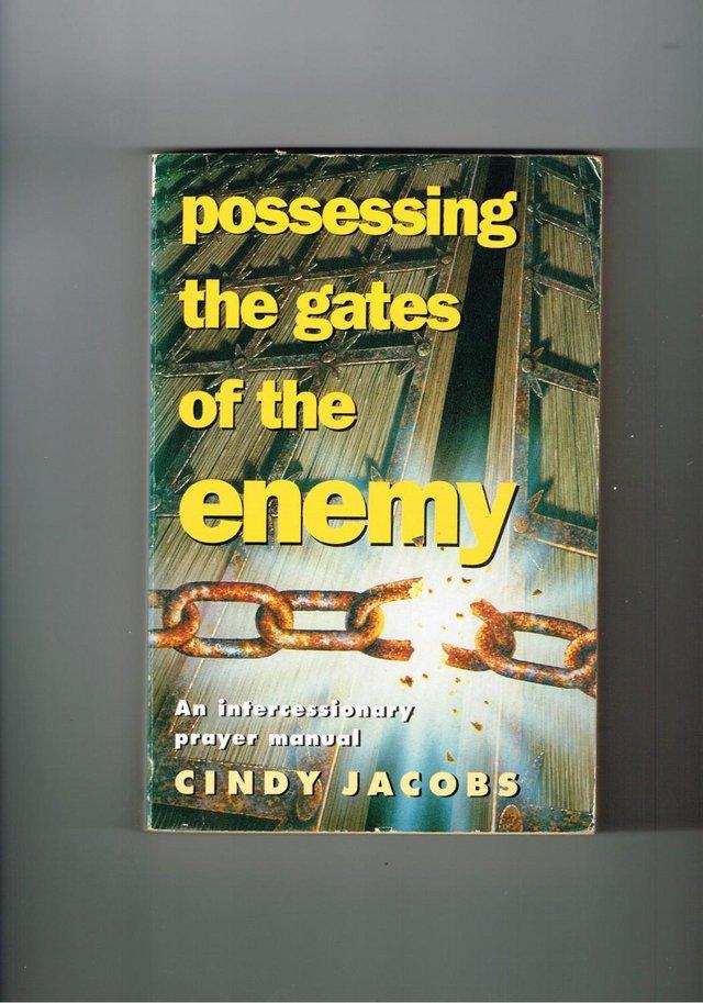 Preview of the first image of CINDY JACOBS - POSSESSING THE GATES OF THE ENEMY.
