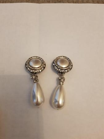 Image 1 of 1950s faux pearl earrings