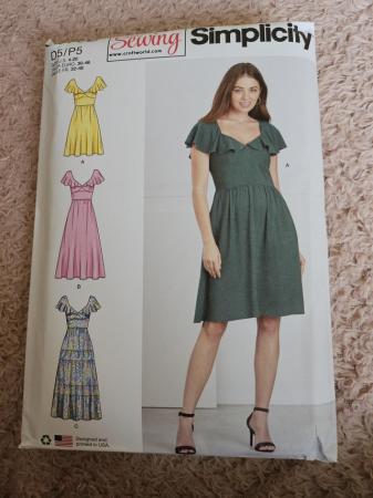 Image 9 of Womens sewing patterns 13 different ones