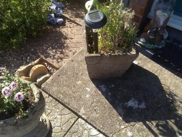 Image 1 of Garden pot pattern concrete strong