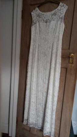Image 3 of Ivory Lace Wedding Dress, Size 14-16